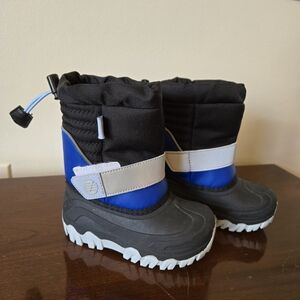 Toddler Size 8- Zella Black and Blue Kids Snow Boots with Reflective Strap
